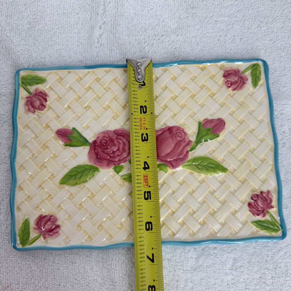 Temp-tations by Tara Floral Basketweave Casserole & Trivet Set Yellow Pink Rose - Picture 10 of 14